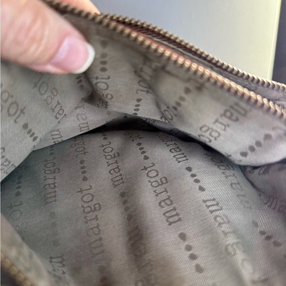 MARGOT New York Allie Leather Crossbody Brown Multi-Zip Pocket Shoulder Bag* - Picture 7 of 11